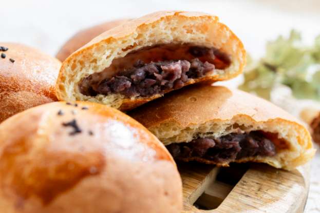 米粉のつぶあんぱん